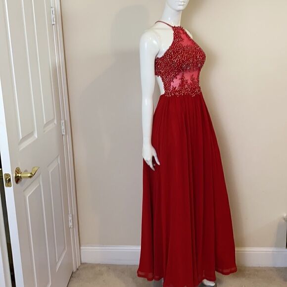 Red Formal Gown halter with Rhinestone Top and sheer panels Blonde Nites Sz 5 - Picture 6 of 7